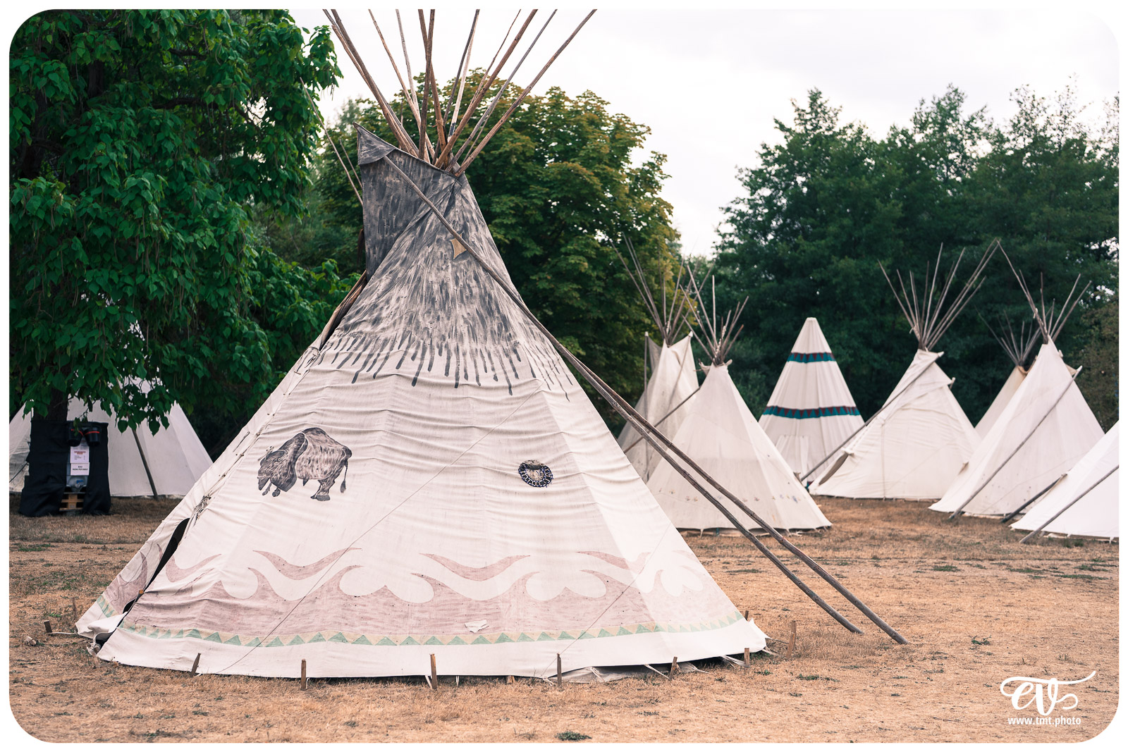 FESTIVAL POW WOW